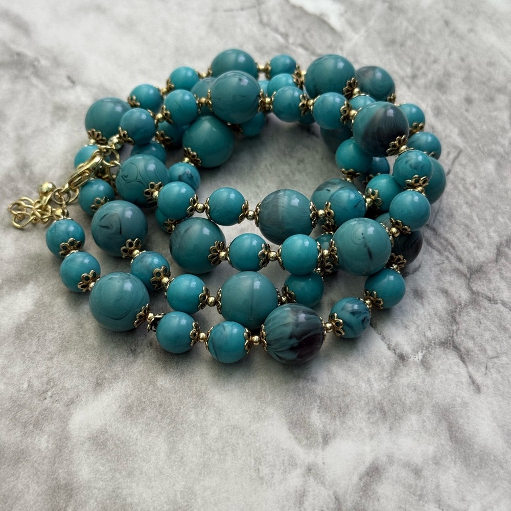 Turquoise Beaded Necklace